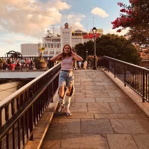 Meet your Posher, Tessa